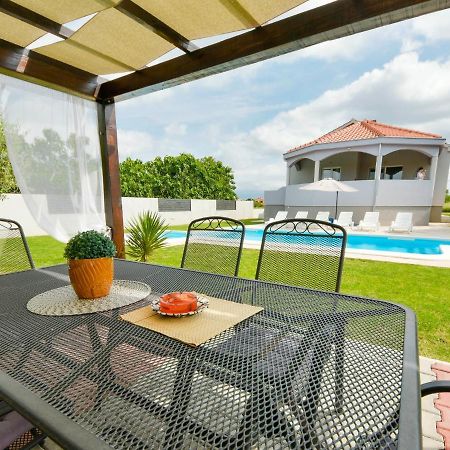 Holiday Home Stipe By Interhome Smilcic Екстериор снимка